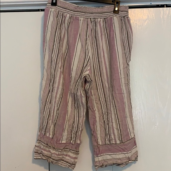 Striped paper bag linen capris - Picture 3 of 5